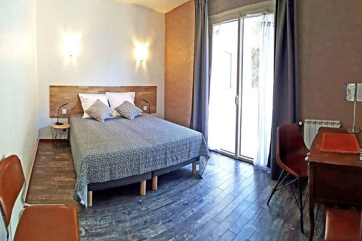 Location de vacances pour 14 personnes, avec piscine ainsi que jacuzzi et jardin, animaux acceptés à Banyuls-dels-Aspres - 2