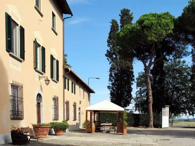 Casa 13 persone in San Miniato, Pisa e dintorni