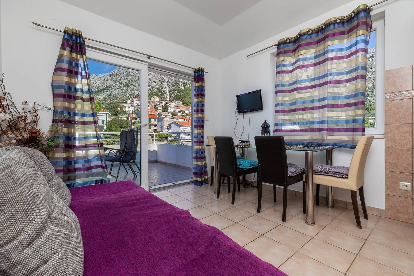 Ganze Wohnung, Apartments by the sea Igrane, Makarska - 22690 in Igrane, Makarska Riviera