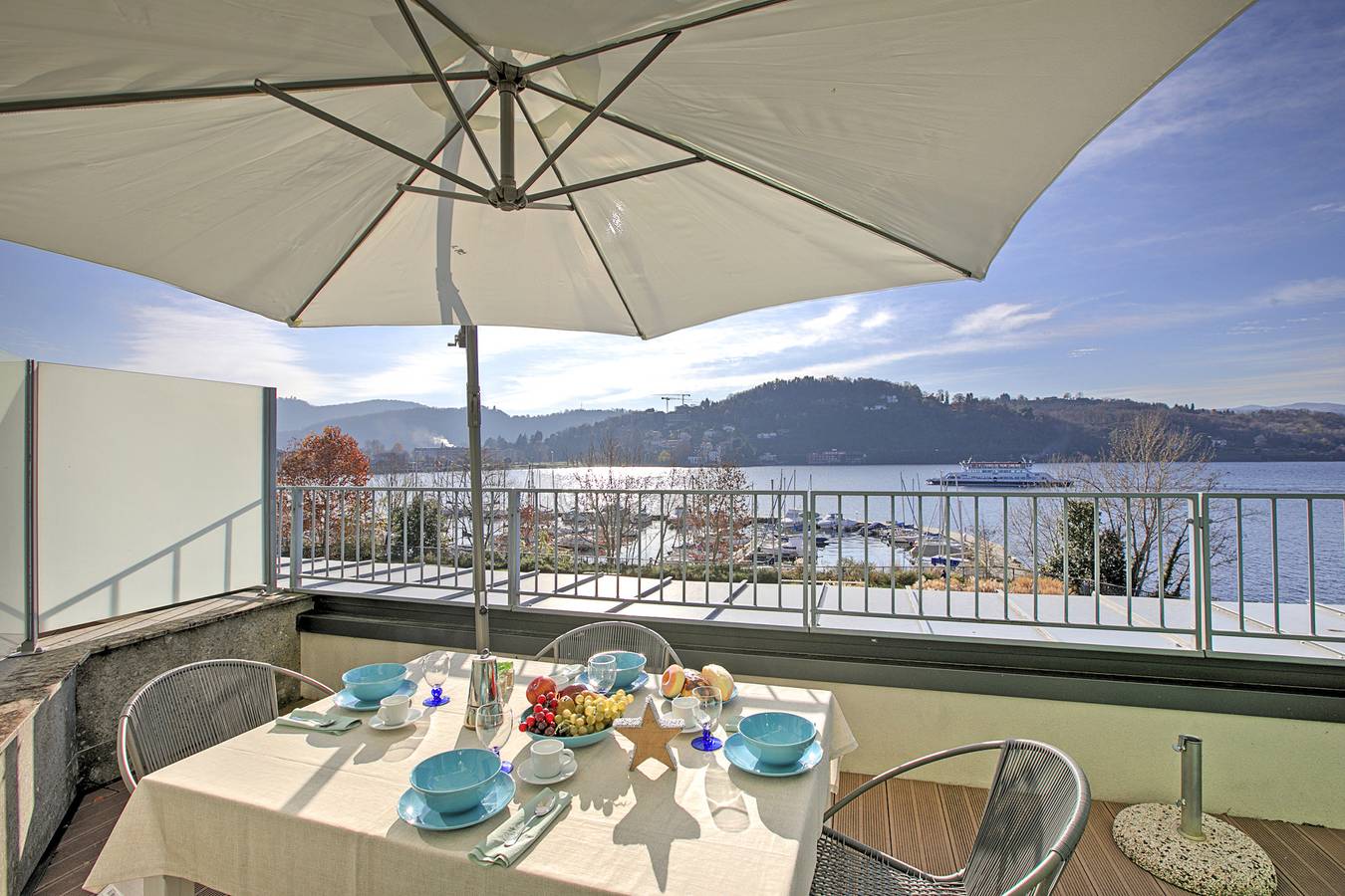 Ganze Wohnung, Sogno Sul Lago Lake Front in Laveno, Laveno-Mombello