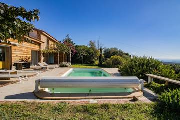 Vacation Rental for 8 Guests in Monacia-d'Aullène, Corse-du-Sud, Picture 1