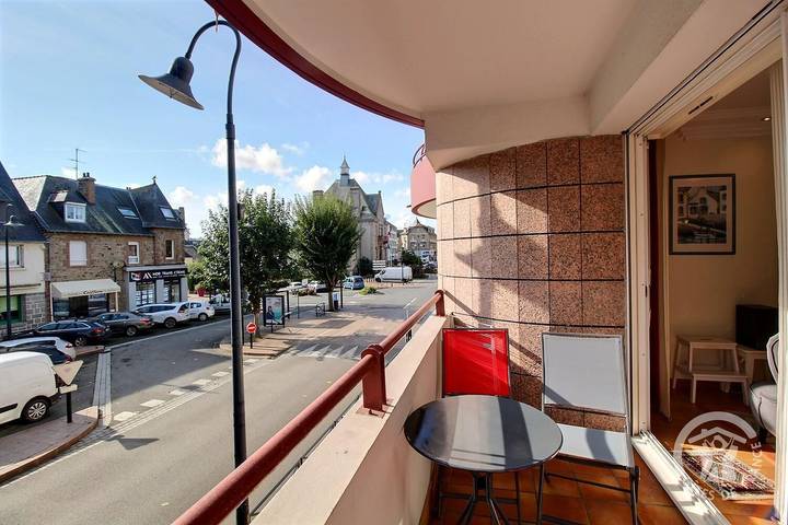 Gîte pour 4 personnes, avec jardin dans Plage Trestraou - 4