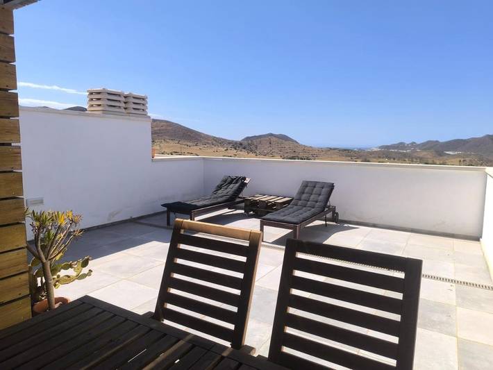 Ferienwohnung für 4 Personen, mit Terrasse und Pool sowie Ausblick - 1