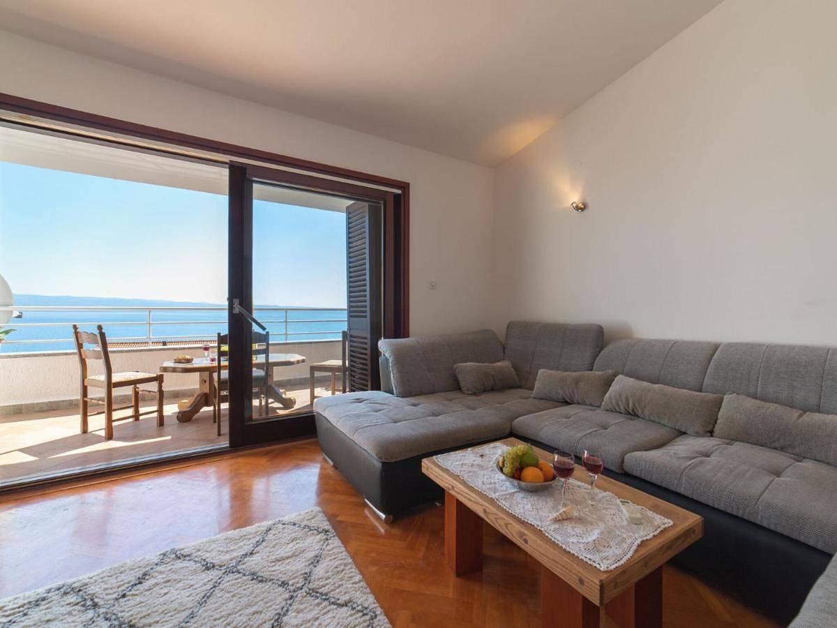 Hel lägenhet, Apartments Sunrise Duilovo -Superior Three Bedroom Apartment with Sea View Terrace in Split, Split-Dalmatia guovlu