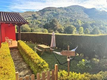Casa rural para 4 personas, con vistas y jardín en Valle del Nansa