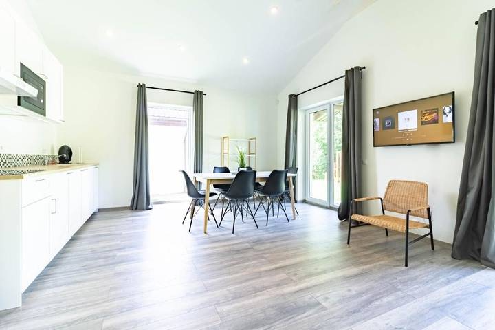Ferienhaus für 8 Personen, mit Terrasse und Ausblick in Litauen