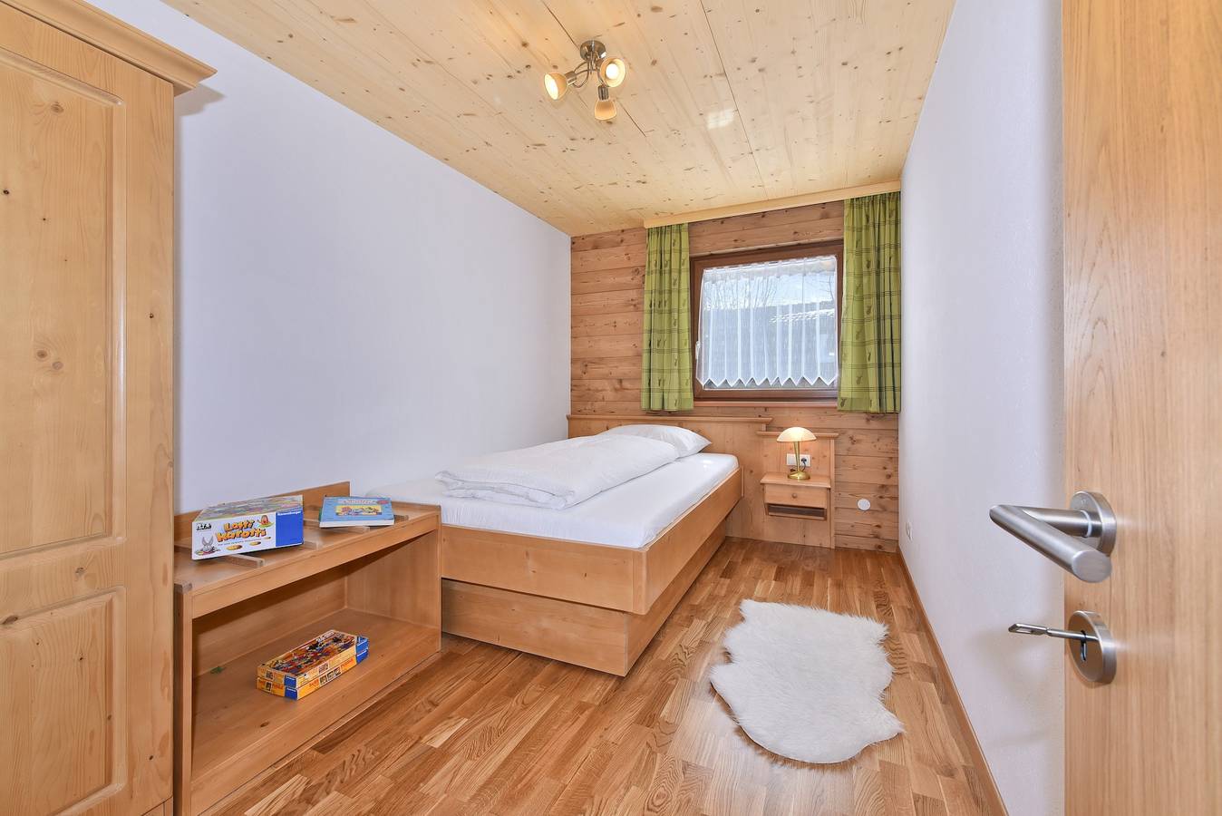 Ganze Wohnung, Ferienwohnung "Joselehof Edelweiss" mit Bergblick, Wlan & Garten in Stubaier Alpen, Ratschings
