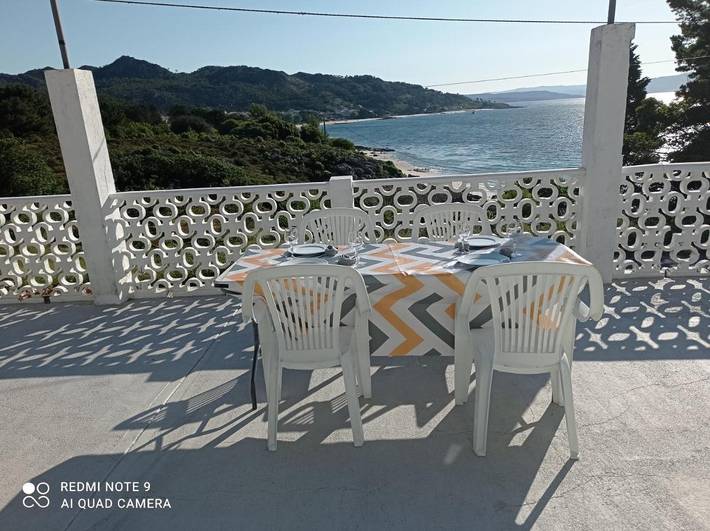 Appartamento per 4 persone, con Balcone e Terrazza nonché Panorama a Muros-Galizia