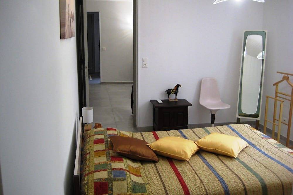 Geheel appartement, 2-bedroom apartment 70m2 new 3* Sainte-Maxime center - terrace / garden parking in Sainte-Maxime, Draguignan en omgeving