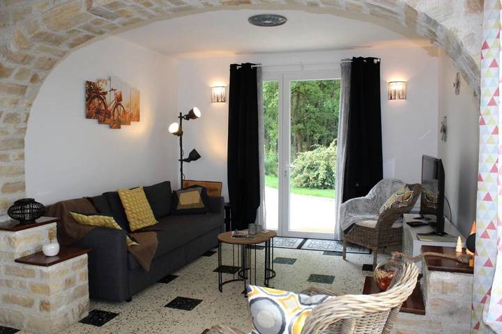 Gîte pour 5 personnes, avec jardin et vue à Puycornet - 2