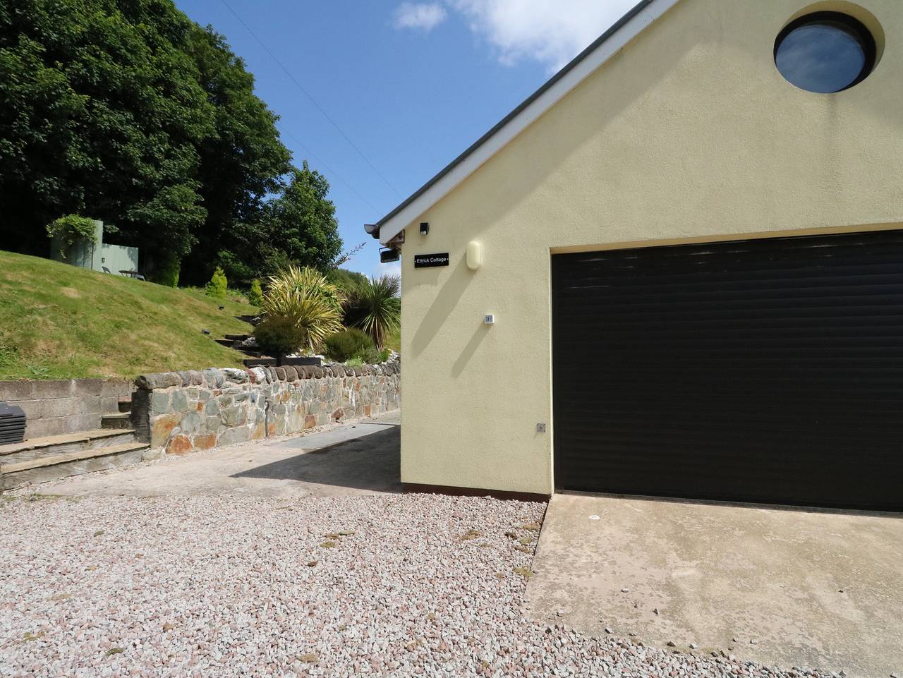 Ettrick Cottage in Isle of Bute, Argyll & Bute