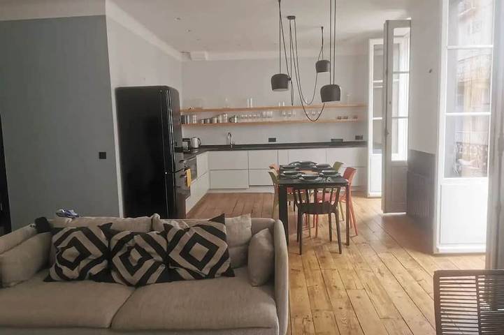 Gîte pour 7 personnes, animaux acceptés dans Casino de Biarritz