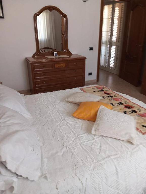 Chambre d’hôte pour 2 personnes, avec jardin ainsi que vue et terrasse à Muravera - 3