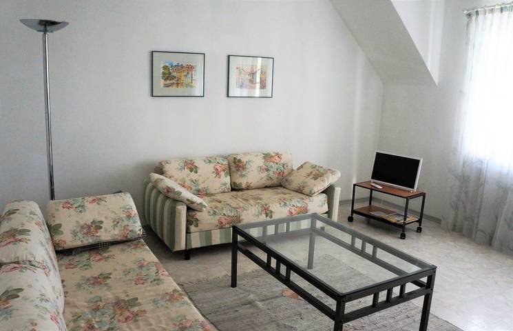 Ferienwohnung für 4 Personen, mit Balkon und Terrasse sowie Garten in Daisendorf - 2