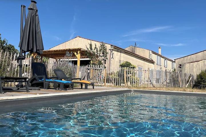 Location de vacances pour 12 personnes, avec Terrasse et Jardin à Andilly