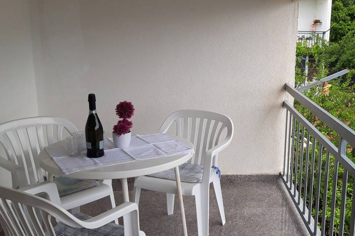 Apartament wakacyjny dla 3 osób, z balkon/ taras w Podaca