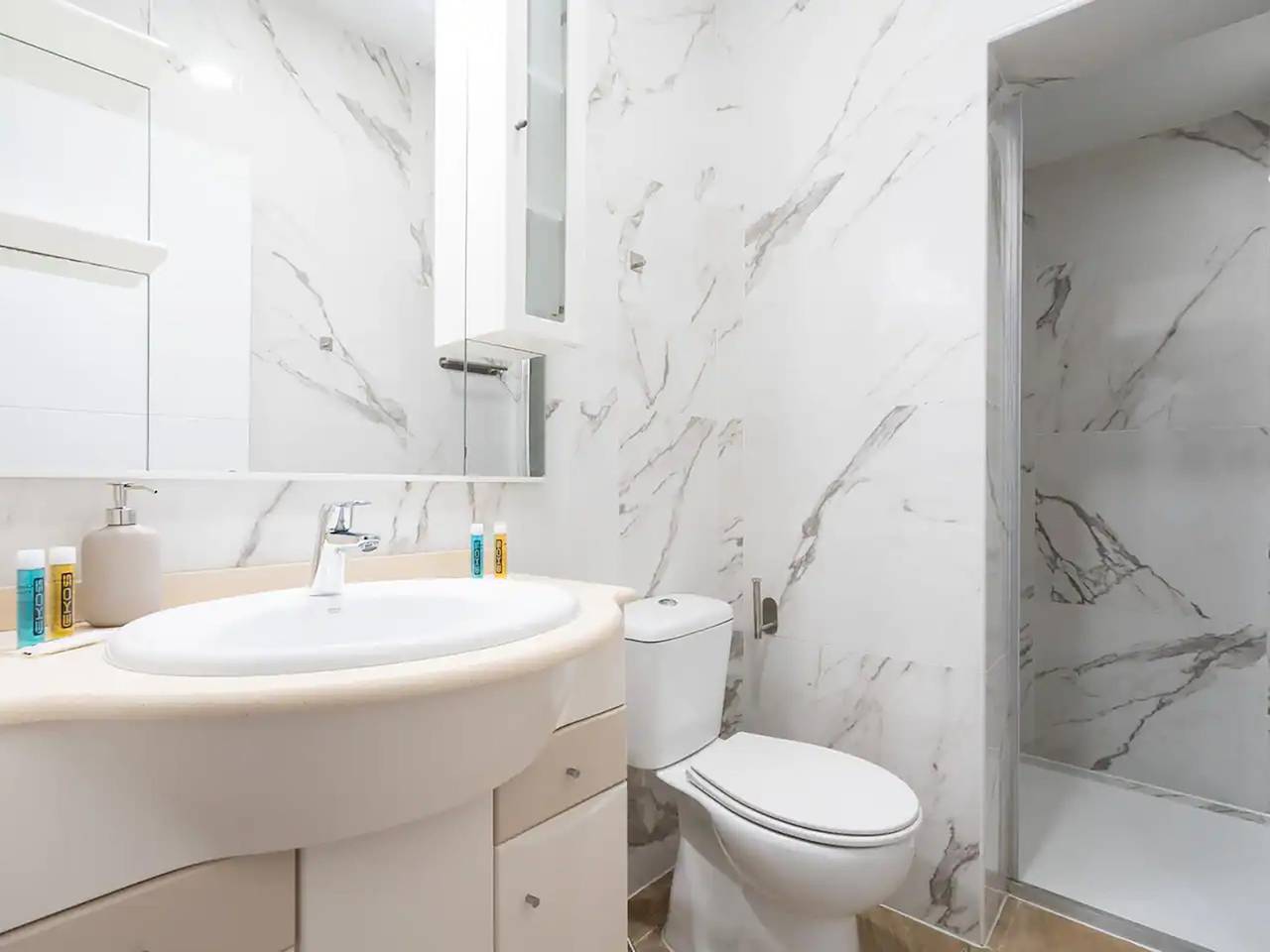 Ganze Ferienwohnung, Gemütliches Apartment in der Nähe des Zentrums von Madrid mit WiFi in Madrid, Madrid Province