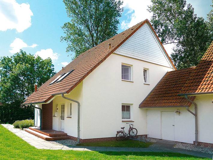 Ferienhaus für 4 Personen, mit Terrasse und Garten in Zingst