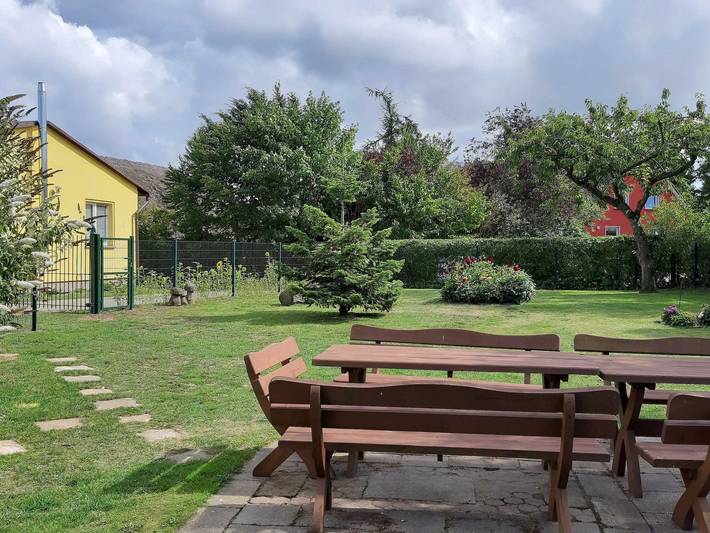 Ferienwohnung für 3 Personen, mit Garten