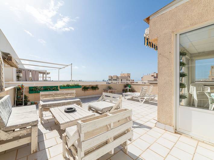 Ferienwohnung für 5 Personen, mit Terrasse und Pool