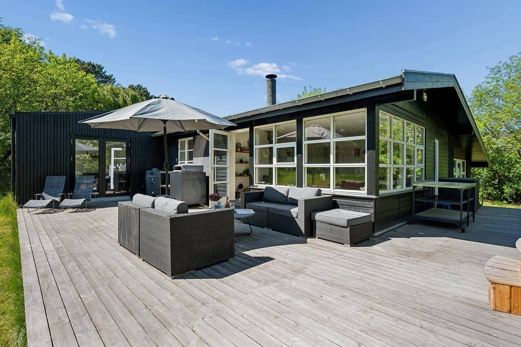 Gemütliches Ferienhaus in der Nähe von Ebeltoft mit Wildnisbad in Egsmark Strand, Süddjursland
