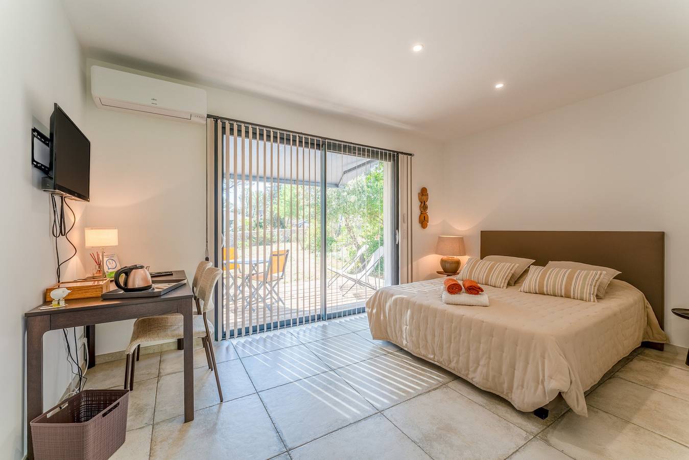 Chambre d'hôtes 'Le Clos Des Cigales' avec Wi-Fi et climatisation in Nîmes, Région de Nîmes