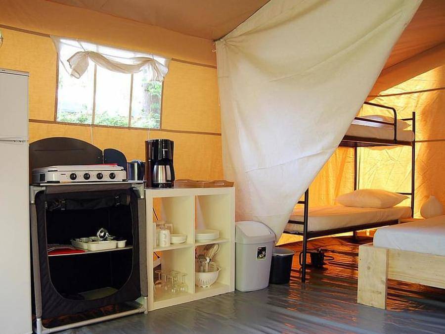 Camping Rcn Belledonne - Tienda de lona y madera 6 personas - Tienda de campaña Glamping Verney in Le Bourg-d'Oisans, Parque Nacional de los Ecrins