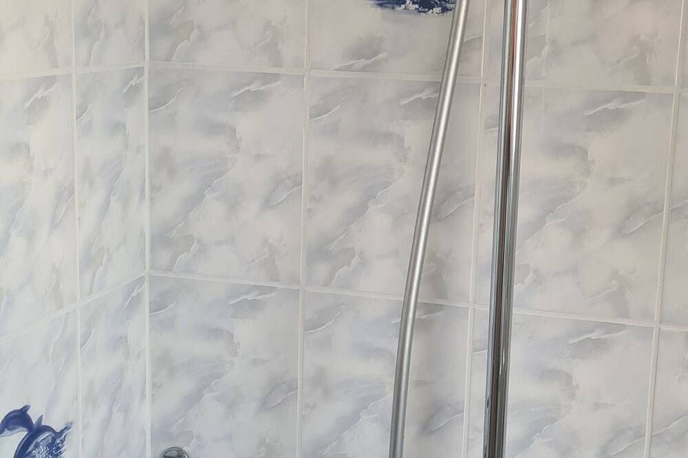 Ganze Wohnung, Ferienwohnung Sonnenschein, 2 Zimmer, Küche , Bad  in traumhafter Lage in Weinheim, Kurpfalz
