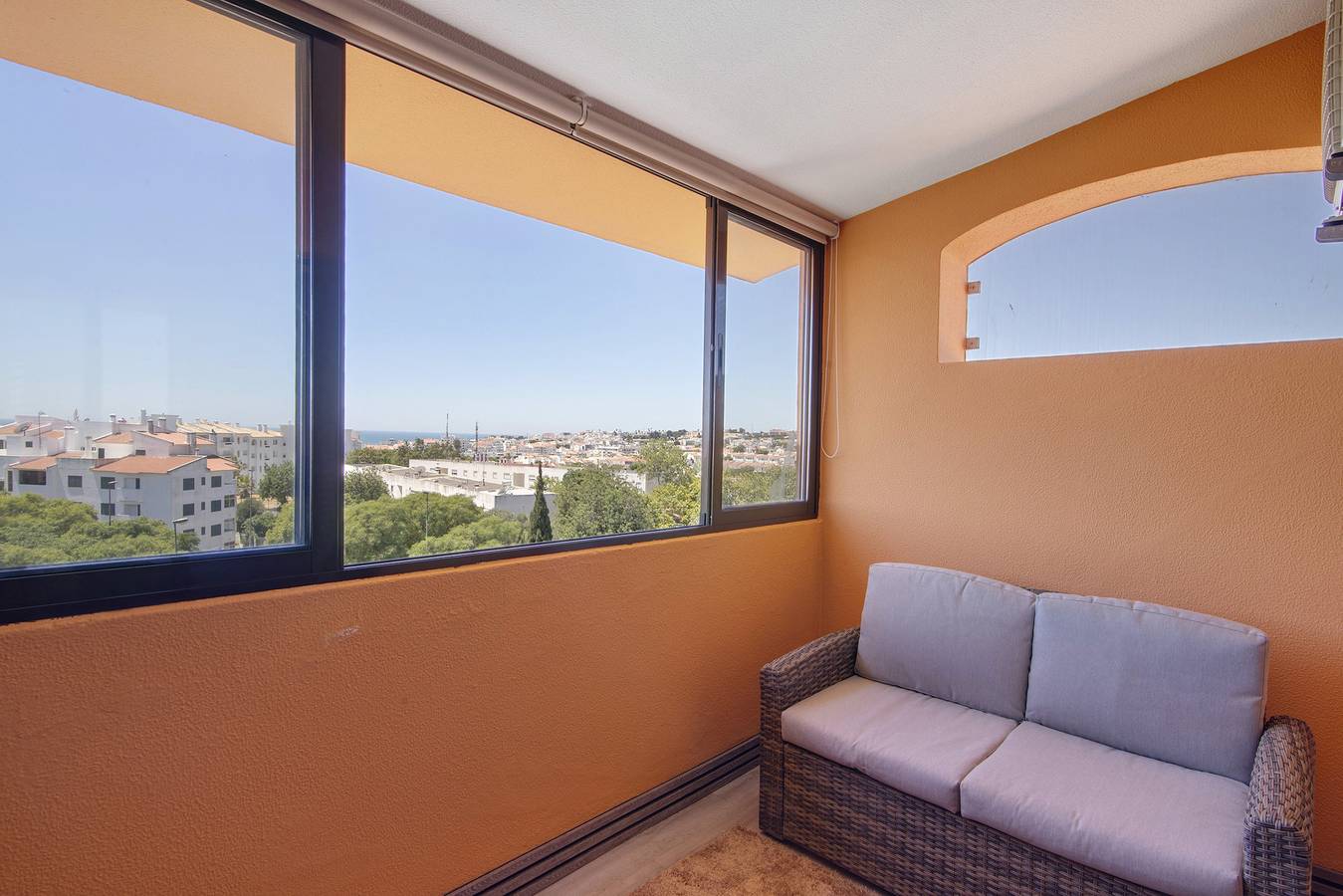 Appartement entier, Appartement 'Estadia Perfeita' avec Vue sur la Mer, Wi-Fi et Climatisation in Albufeira, District de Faro