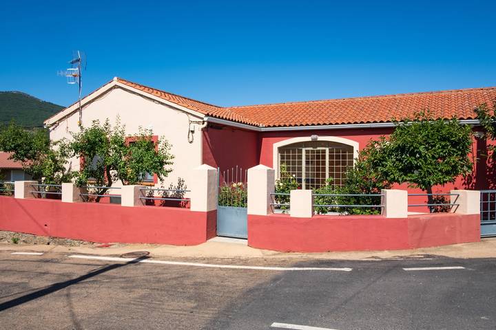 Casa de vacaciones para 10 personas, con Jardín en Sierra de Francia