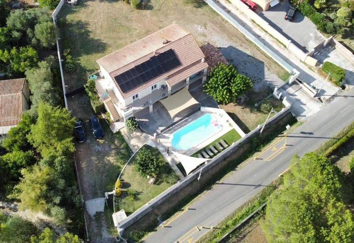 Location de vacances pour 10 personnes, avec jardin et piscine, animaux acceptés à Saint-Jean-de-Serres - 3