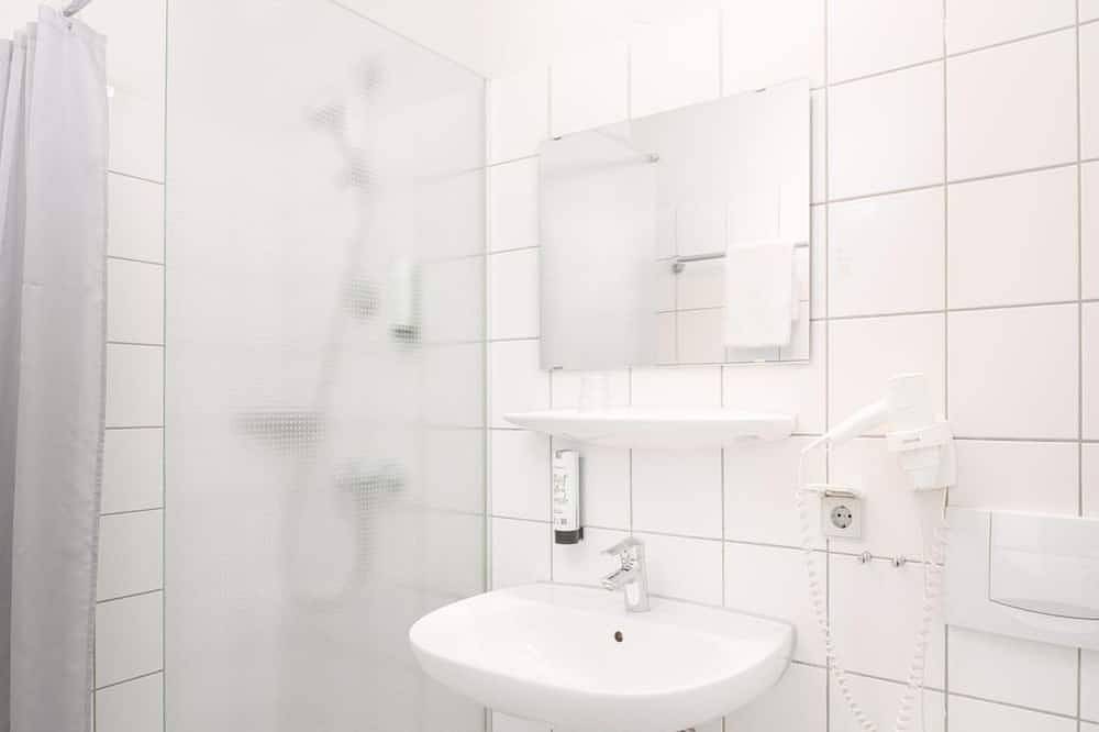 Doppelzimmer Dusche/Wc - Hotel Speyer am Technik Museum in Speyer, Rheinebene