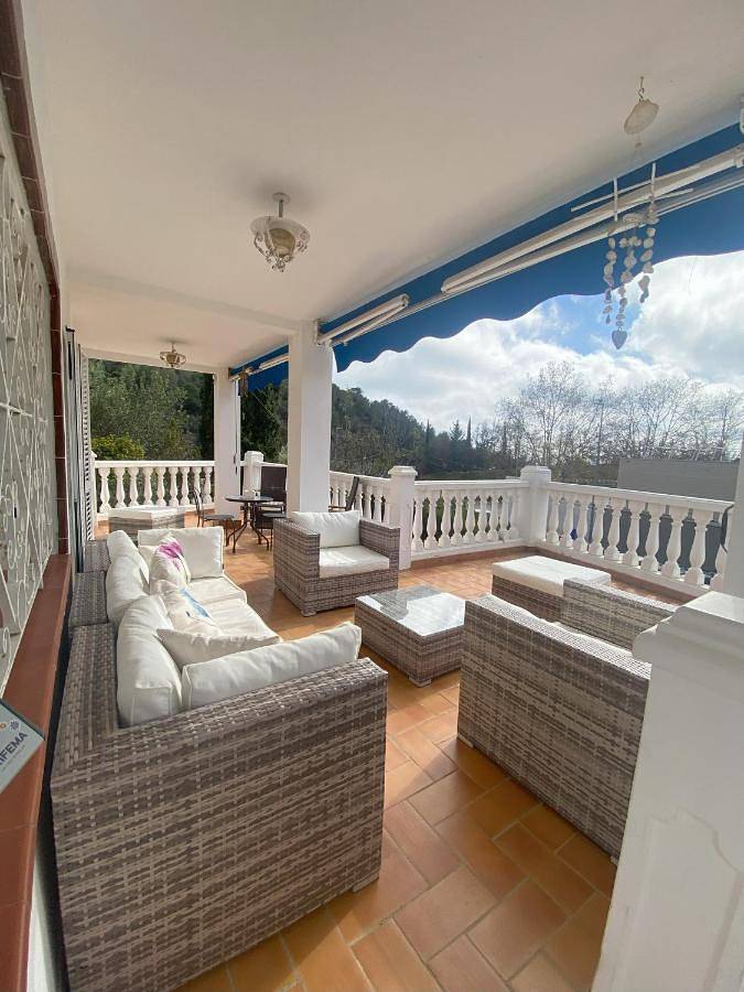 Chalet para 8 personas, con piscina y jardín, Se admiten mascotas en Garraf - 3