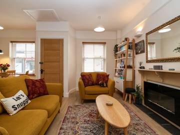 Log Cabin for 2 People in Minehead, Exmoor, Photo 4