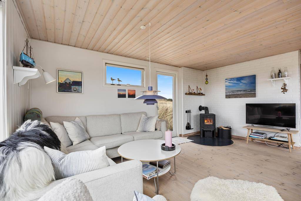 Helles und schön eingerichtetes Ferienhaus nah am Wasser in Søndervig, Holmsland Klit