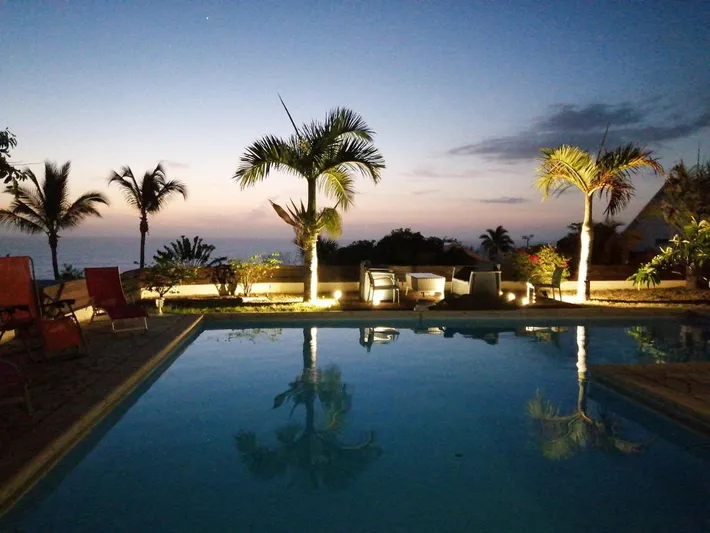 Villa pour 10 personnes, avec terrasse et vue ainsi que piscine et jardin - 1