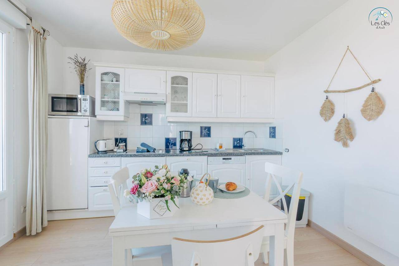 One-Bedroom Apartment with Sea View in Ault, Région d'Abbeville