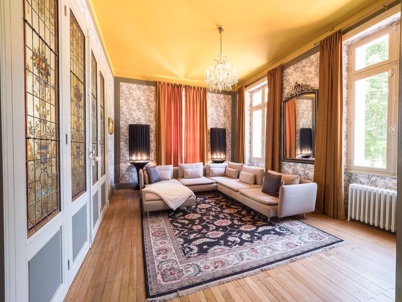 Château pour 12 personnes avec terrasse in Magnet, Région de Vichy