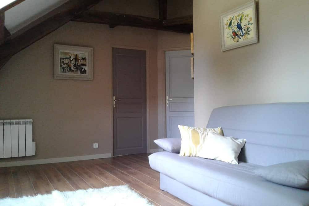 Belle Longère En Pierres  Avec Piscine Privee Chauffee. in Meuzac, Région de Limoges