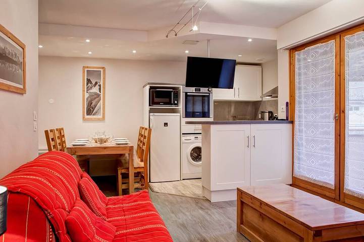 Gîte pour 6 personnes, avec balcon, animaux acceptés dans Casino De Brides Les Bains