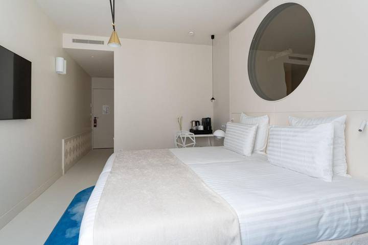 Hôtel pour 2 personnes, avec piscine et sauna dans Theatre Edouard Vii Paris - 4