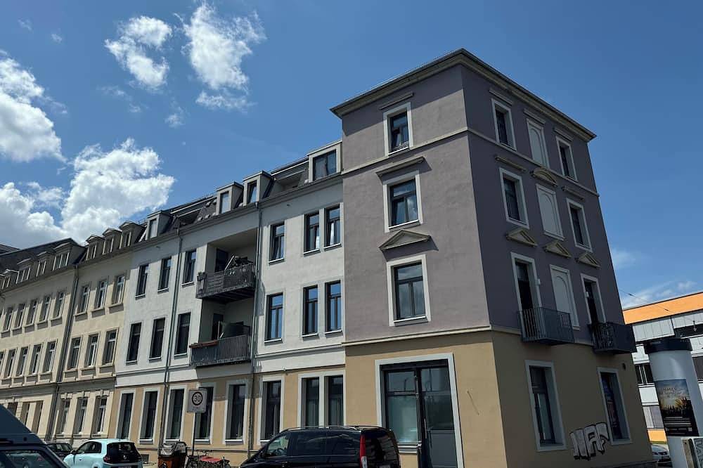 Ganze Wohnung, 2 Zimmer Ferienwohnung Zentrum, Hauptbahnhof Dresden Unweit Einkauf Markte in Altstadt (Dresden), Dresden