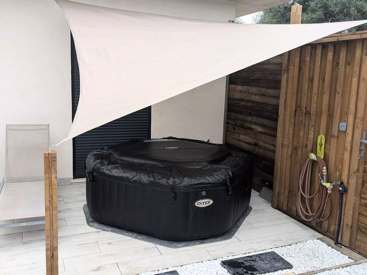 Ganze Wohnung, 2 Zimmer 2 Personen in Roquefort-les-Pins, Cannes und Umgebung