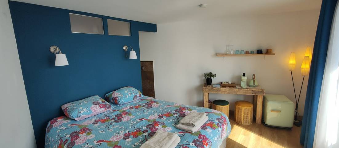 Chalet pour 2 personnes, avec vue sur le lac et terrasse dans Massif central - 2