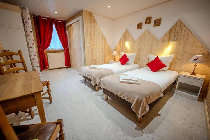 Hôtel pour 2 personnes, avec balcon et vue
