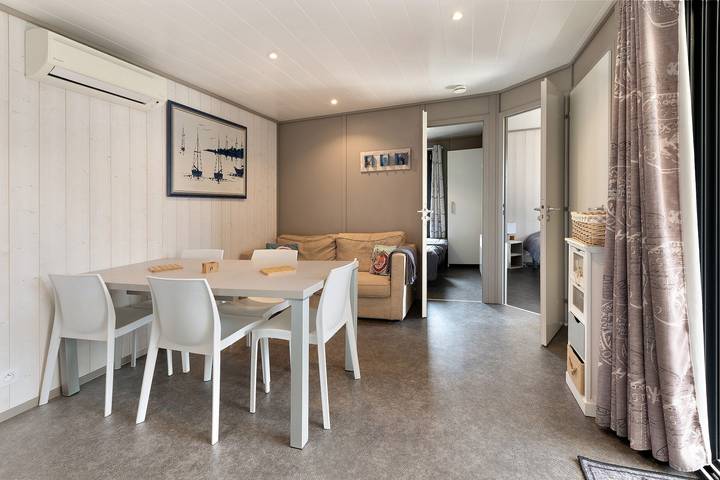 Chalet "Notre Rêve en Riva al Mare" con piscina condivisa, Wi-Fi e aria condizionata in Santa Maria Poggio, Corte e dintorni