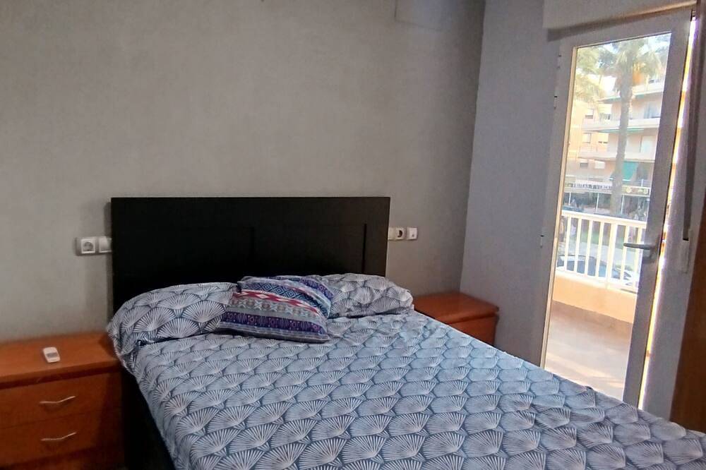 Ganze Wohnung, Apartment with Private Access to the Beach in Playa de Tavernes de la Valldigna, Tavernes de la Valldigna