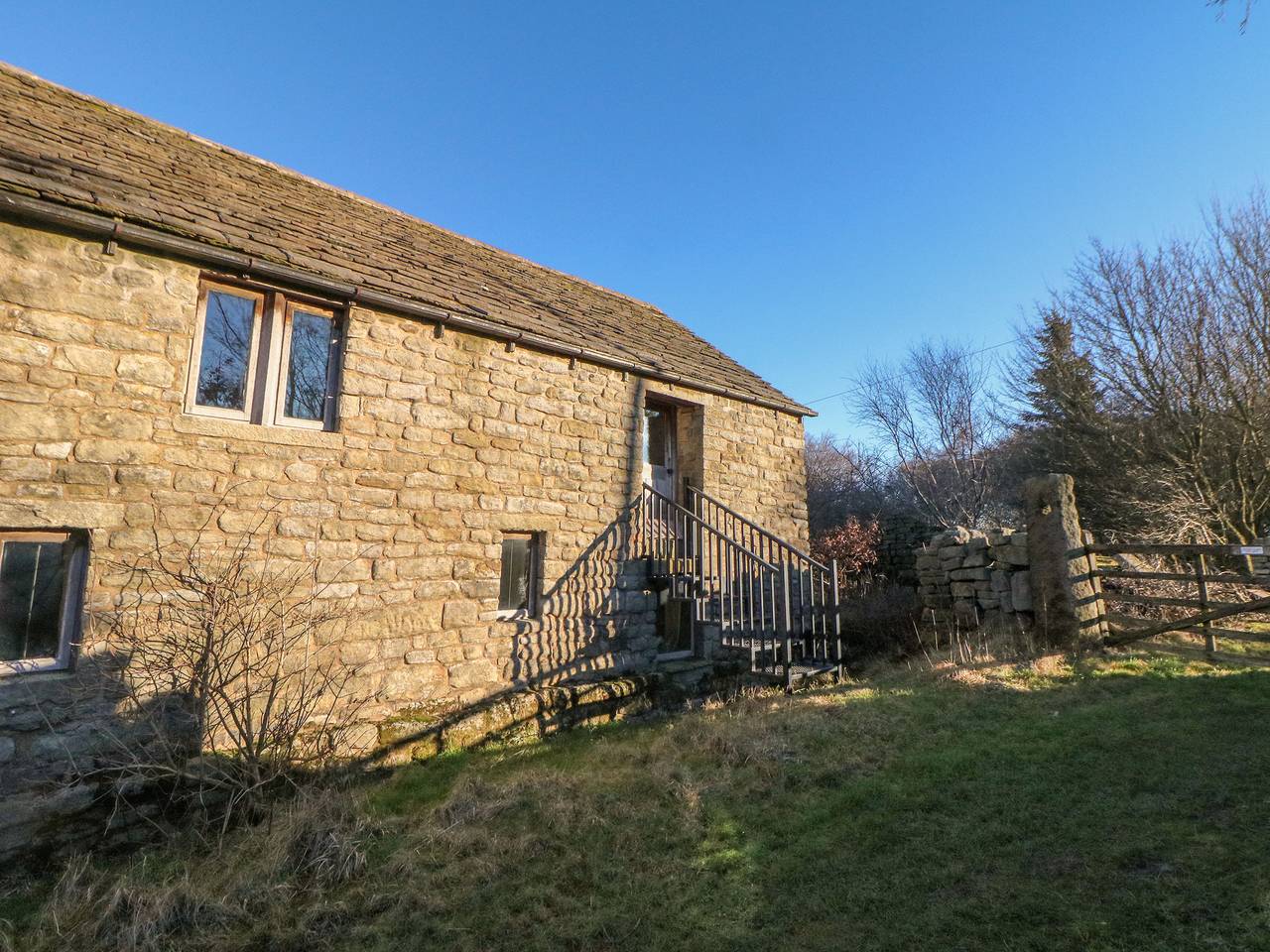 Wyndell Cruck Cottage in Stocksbridge, Sheffield
