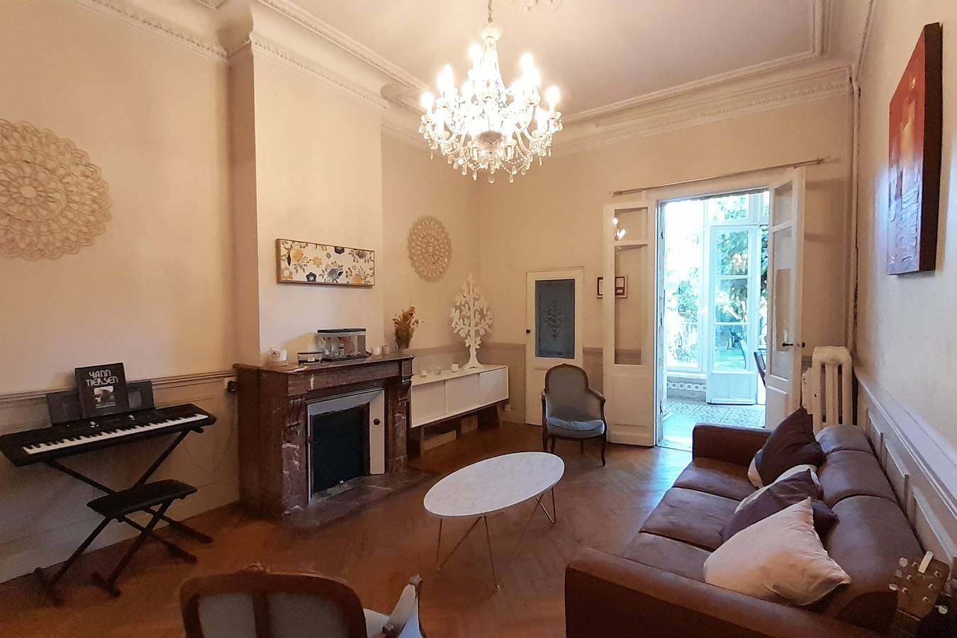  Superb House With Balcony In Talence in Burdeos, Región de Burdeos
