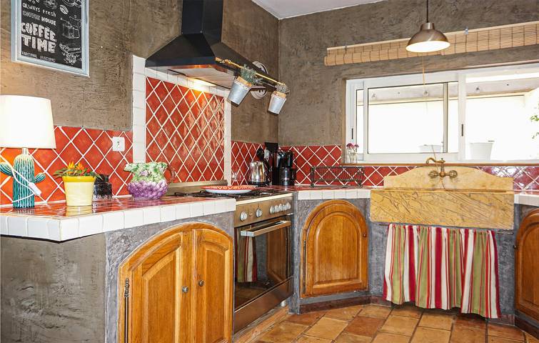 Roujan Oasis: 100qm Garage, Pool, WiFi. in Roujan, Mittelmeerküste (Frankreich)